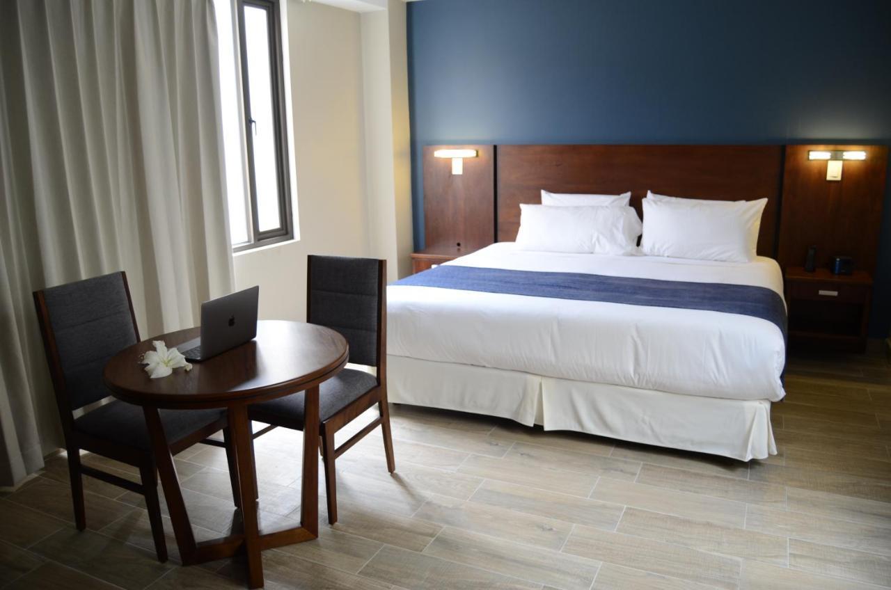 Hotel San Agustin Plaza Latacunga Εξωτερικό φωτογραφία