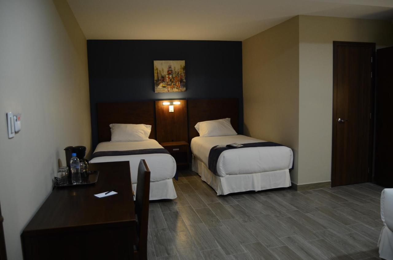 Hotel San Agustin Plaza Latacunga Εξωτερικό φωτογραφία