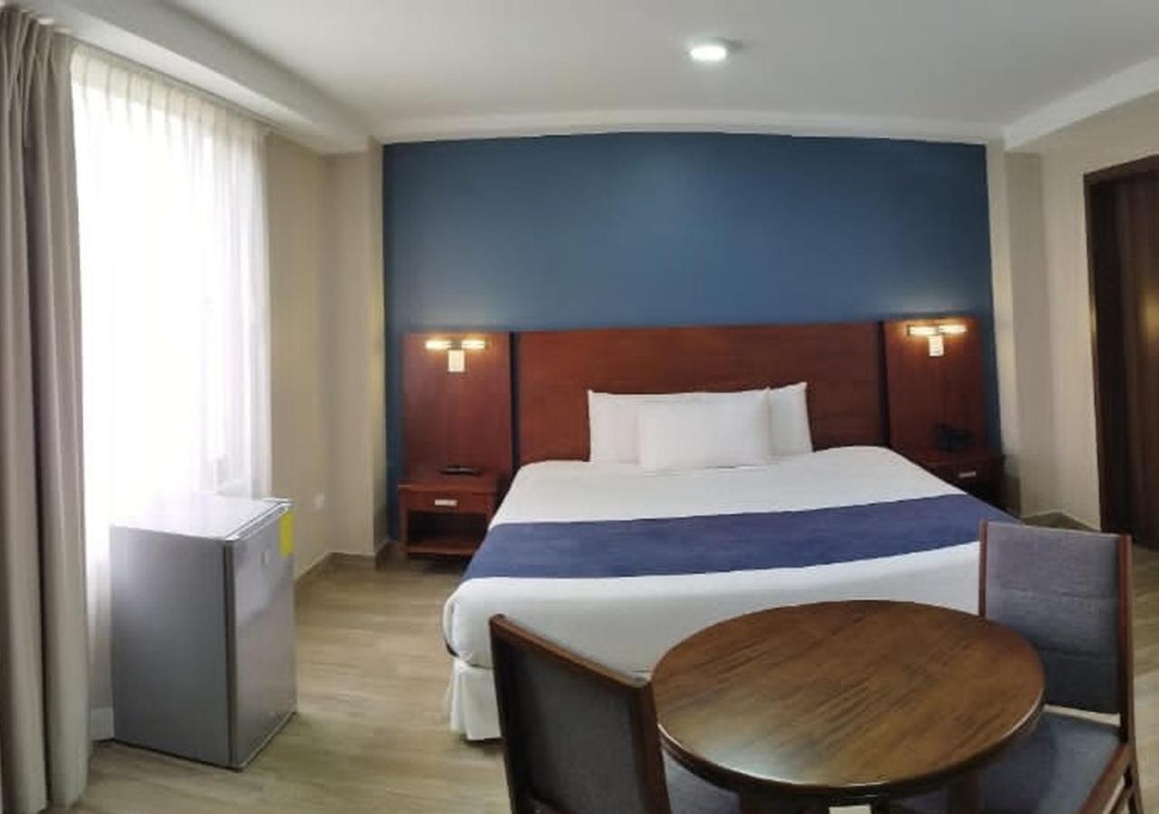 Hotel San Agustin Plaza Latacunga Εξωτερικό φωτογραφία