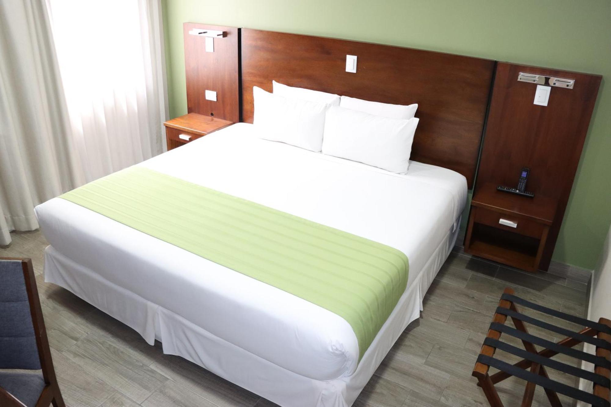 Hotel San Agustin Plaza Latacunga Εξωτερικό φωτογραφία