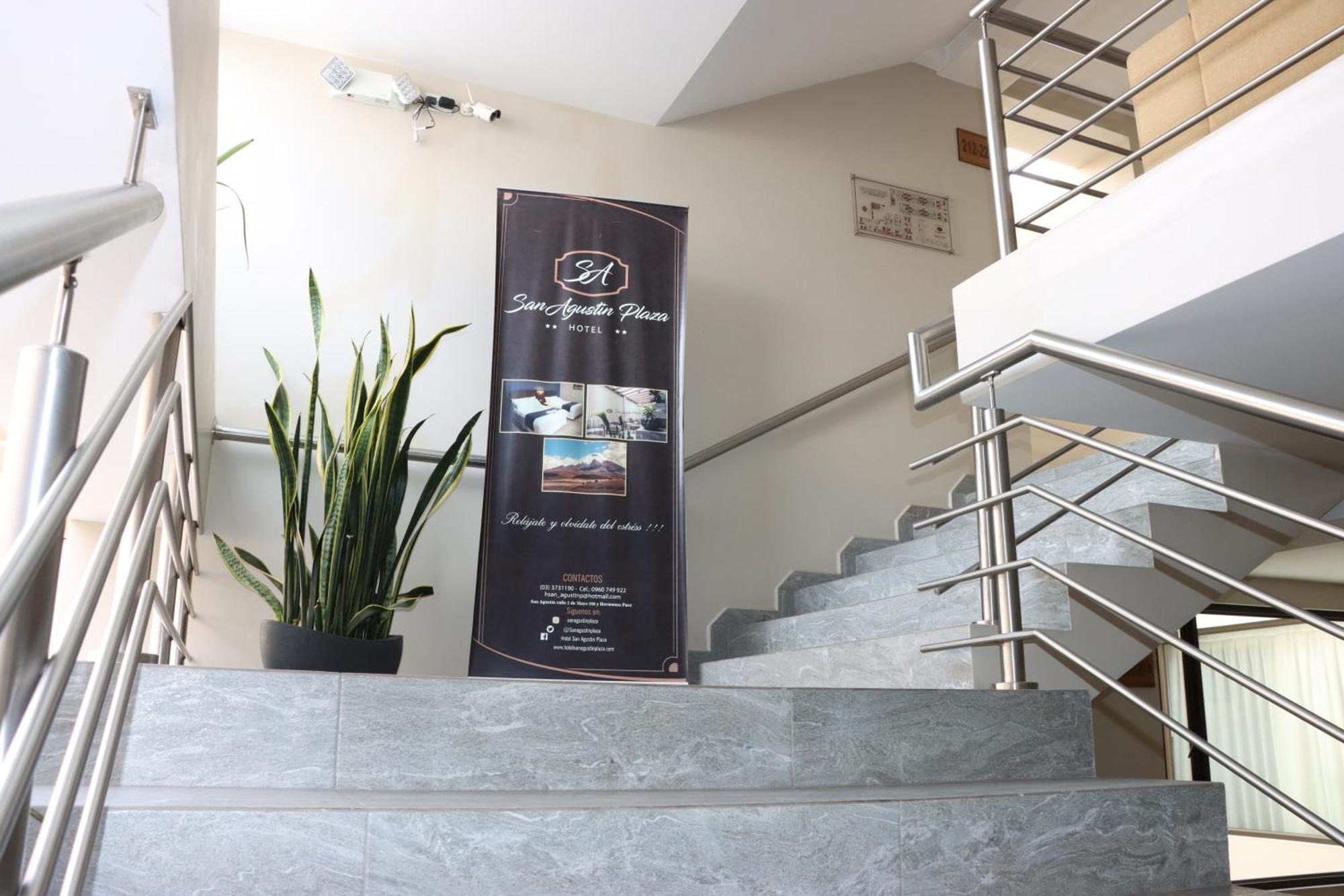 Hotel San Agustin Plaza Latacunga Εξωτερικό φωτογραφία