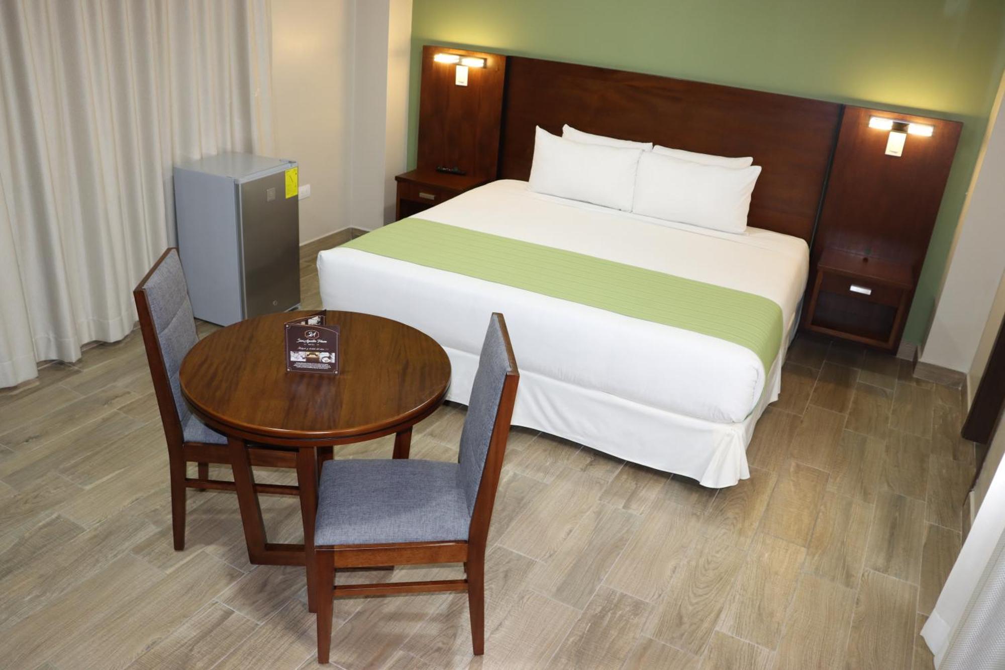 Hotel San Agustin Plaza Latacunga Εξωτερικό φωτογραφία
